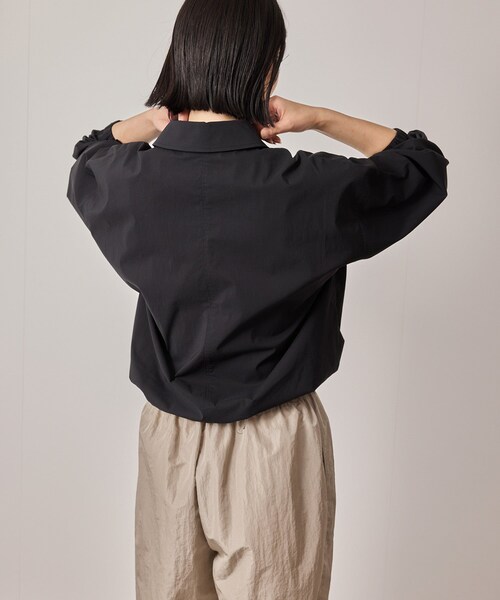 NERGY（ナージー）の「【ウォッシャブル対応】ナイロンZIPウィンドブレーカー（ナイロンジャケット・レディース・ブラック/キナリ・F）」の14枚目の写真