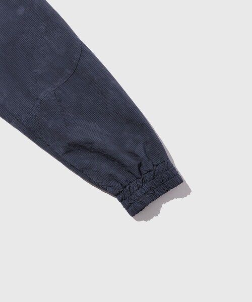 ADAM ET ROPE'(アダムエロペ)の「【FACCIES/ファッチーズ】GARMENT DYE MESH TRAVELER JACKET(その他アウター・メンズ・ブラック・1/2)」の7枚目の写真