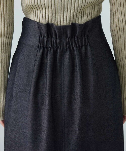 ROPE'（ロペ）の「[美人スカート]トリアセツイル ポケット付きタイトスカート(デニムライク)/イージーケア・セットアップ対応（スカート・レディース・ネイビー系・36/38/40）」の17枚目の写真