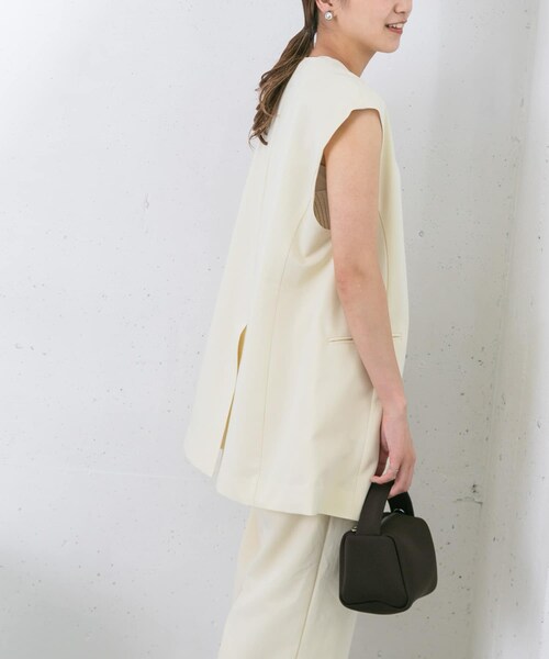 KBF（ケイビーエフ）の「ラウンドノーカラージレ（テーラードジャケット・レディース・YELLOW/IVORY/GREIGE・one）」の13枚目の写真