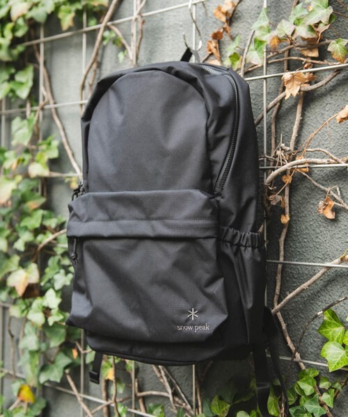 URBAN RESEARCH DOORS(アーバンリサーチドアーズ)の「『別注』Snow Peak Apparel×DOORS Everyday Use Backpack(バックパック/リュック・メンズ・Black/Olive/Grey・one)」の5枚目の写真