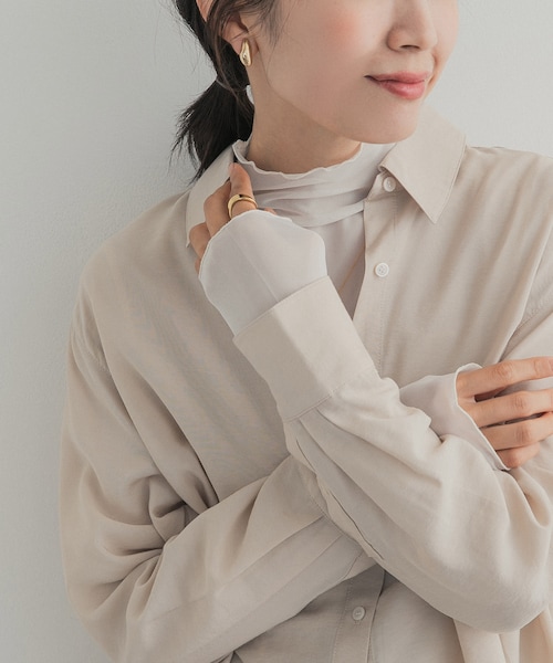 URBAN RESEARCH DOORS(アーバンリサーチドアーズ)の「ハイネックチュールインナー(Tシャツ/カットソー・レディース・DOT/BROWN/OFF・Free)」の1枚目の写真
