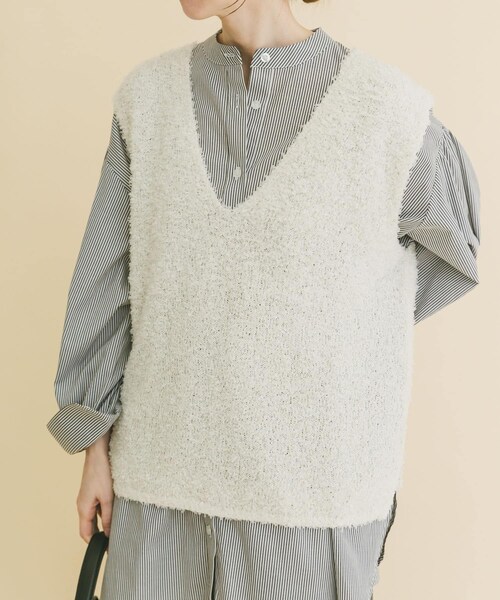 ITEMS URBANRESEARCH(アイテムズ アーバンリサーチ)の「リボンヤーンベスト(ニット/セーター・レディース・OFF/BLK/CHA・Free)」の5枚目の写真