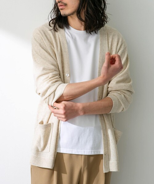URBAN RESEARCH Sonny Label（アーバンリサーチサニーレーベル）の「『洗濯可』リネン混Vネックニットカーディガン（カーディガン/ボレロ・メンズ・オレンジ/オフ/グリーン/ネイビー・M/L）」の6枚目の写真