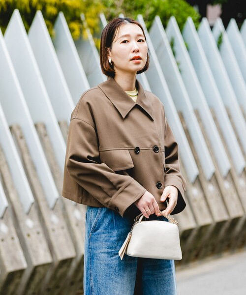URBAN RESEARCH ROSSO（アーバンリサーチロッソ）の「F by ROSSO　ビッグカラーダブルショートコート（テーラードジャケット・レディース・BEIGE/BROWN・FREE）」の4枚目の写真