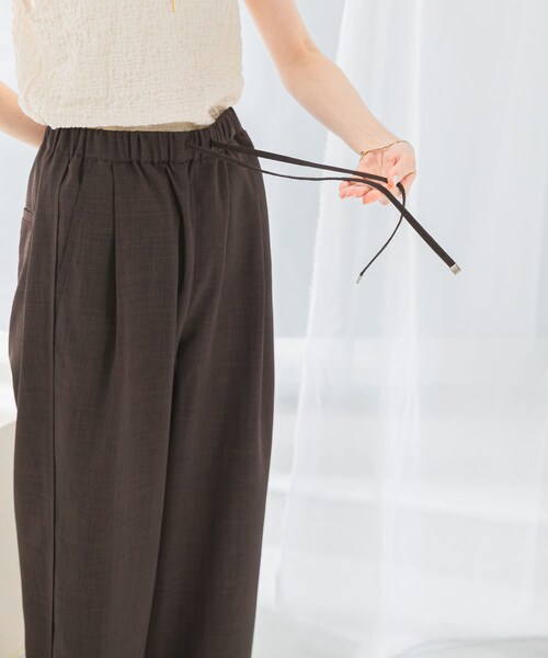 URBAN RESEARCH ROSSO（アーバンリサーチロッソ）の「『UR TECH DRYLUXE』イージードロストパンツ（その他パンツ・レディース・lightkhaki/darkbrown・36/38）」の4枚目の写真