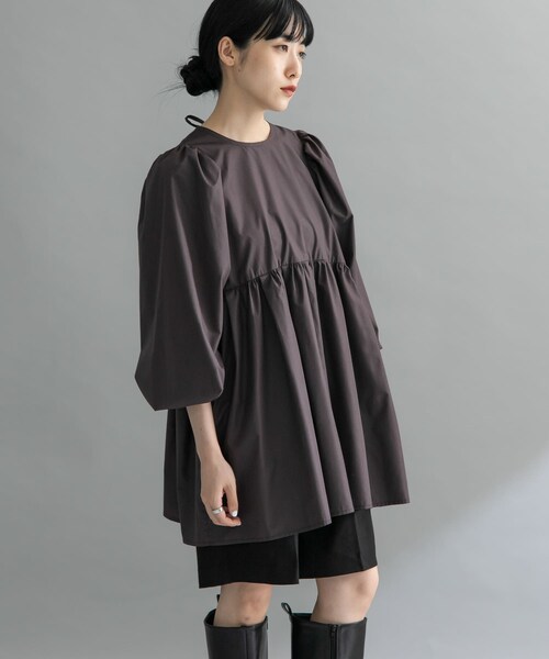 KBF（ケイビーエフ）の「『WEB限定』BACKリボンチュニック（チュニック・レディース・OFF/L.BLUE/D.BROWN・one）」の16枚目の写真