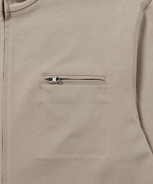 ADAM ET ROPE'(アダムエロペ)の「【AMOMENTO/アモーメント】SLIM FIT POCKET JUMPER(ブルゾン・メンズ・ブラック/ベージュ・L/M)」の11枚目の写真