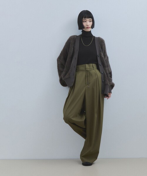 ADAM ET ROPE'(アダムエロペ)の「【WEB限定】・【定番】エコベロRIBタートル(ニット/セーター・レディース・ブラック/オフホワイト/ダークブラウン/ブルー系/レッド・F)」の15枚目の写真