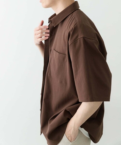 ITEMS URBANRESEARCH(アイテムズ アーバンリサーチ)の「ヨウリュウレギュラーカラー半袖シャツ(シャツ/ブラウス・メンズ・NVY/BRN/BLK・M/L)」の18枚目の写真