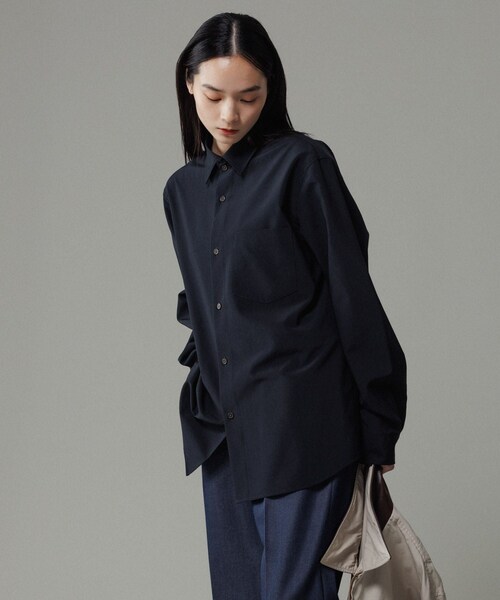 ADAM ET ROPE'（アダムエロペ）の「【NIKKE】レギュラーカラー シャツ / ウォッシャブル（シャツ/ブラウス・メンズ・ブラック/ネイビー/ラベンダー・L/M）」の9枚目の写真