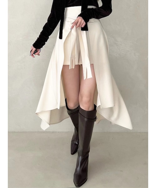 MERCURYDUO(マーキュリーデュオ)の「スリーブデザインレイヤード風ショートパンツ(その他パンツ・レディース・アイボリー/ライトグレー/ブラウン・S/M/F)」の1枚目の写真