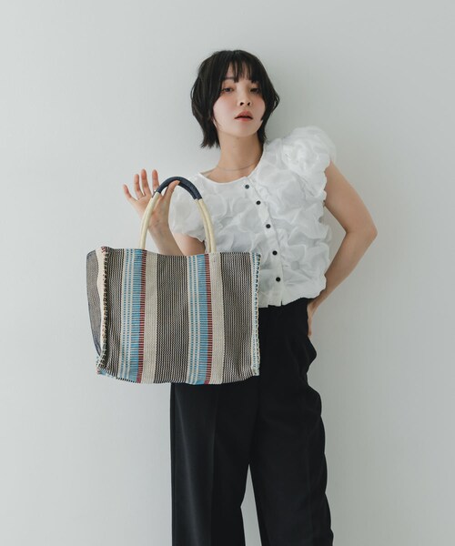 RODE SKO（ロデスコ）の「ストライプ編み込みトートバッグ（トートバッグ・レディース・OFF WHITE/NAVY・One）」の22枚目の写真