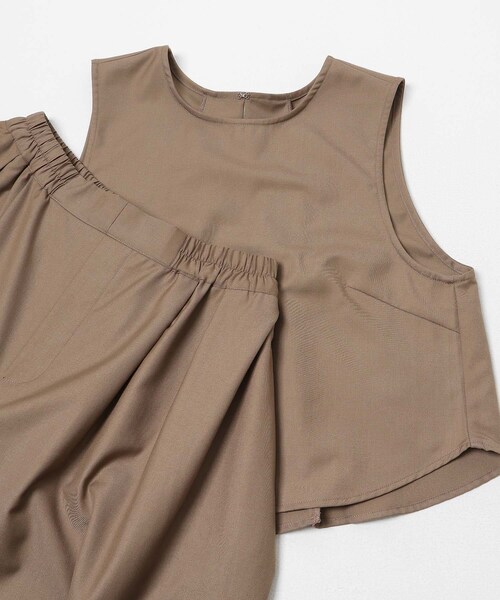 KBF（ケイビーエフ）の「ミニマルトップスSETワイドパンツ（ワンピース・レディース・BLACK/TEA BROWN/STRAW・One）」の8枚目の写真