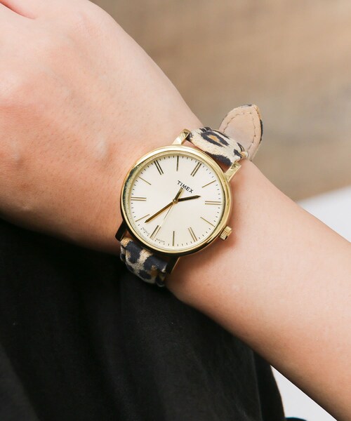 URBAN RESEARCH Sonny Label（アーバンリサーチサニーレーベル）の「TIMEX　ELEVATED CLASSICS（アナログ腕時計・レディース・レオパード・one）」の3枚目の写真