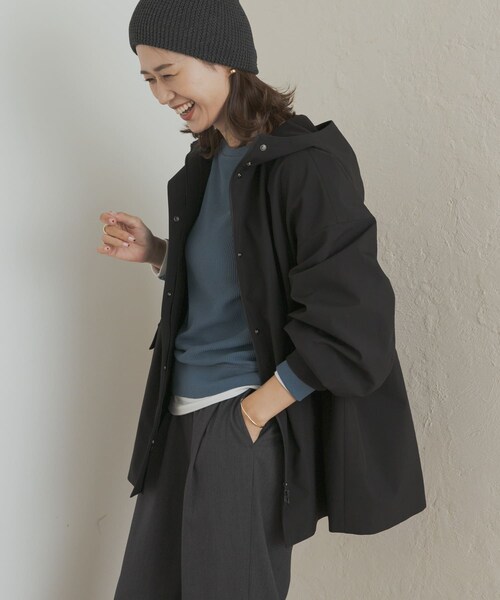 URBAN RESEARCH DOORS（アーバンリサーチドアーズ）の「防風/撥水ドロストフーディ（テーラードジャケット・レディース・D.BEIGE/BLACK・Free）」の5枚目の写真