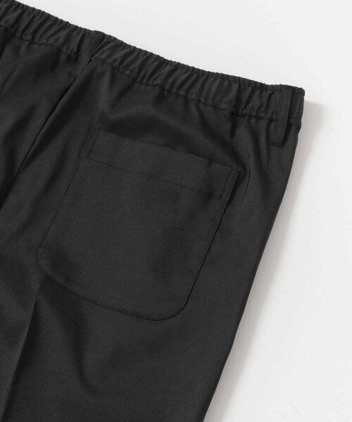 ITEMS URBANRESEARCH(アイテムズ アーバンリサーチ)の「1-tuckストレッチイージーパンツ(その他パンツ・メンズ・GRY/BEG/BRN/BLK・M/L)」の14枚目の写真