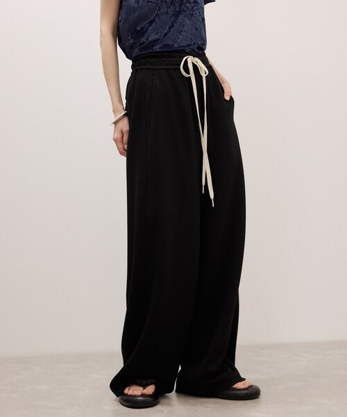 ADAM ET ROPE'(アダムエロペ)の「【サステナブル】UNSEENジャージパンツ(その他パンツ・レディース・ブラック/ダークブラウン/ピンク・36/38)」の19枚目の写真