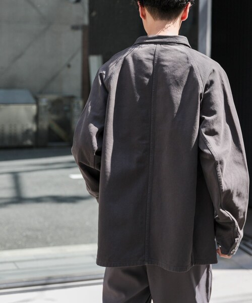 URBAN RESEARCH DOORS（アーバンリサーチドアーズ）の「FORK&SPOON　ガーメントダイツイルカバーオール（カバーオール・メンズ・CHARCOAL/IVORY・4/5）」の21枚目の写真