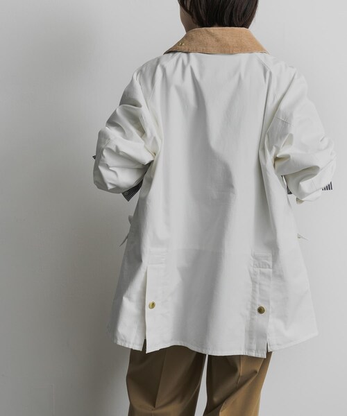 URBAN RESEARCH DOORS（アーバンリサーチドアーズ）の「『別注』Barbour　BEDALE（テーラードジャケット・レディース・white/beige・M）」の21枚目の写真