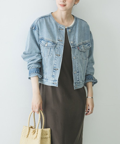 URBAN RESEARCH(アーバンリサーチ)の「LEVI’S COLLARLESS 90S TRUCKER(デニムジャケット・レディース・RURAL VIEW/T F TRKR・S)」の2枚目の写真