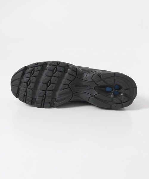 URBAN RESEARCH(アーバンリサーチ)の「NEW BALANCE 740(スニーカー・メンズ・BS2(BLACK)・26/26.5/27/27.5/28/28.5/29)」の6枚目の写真