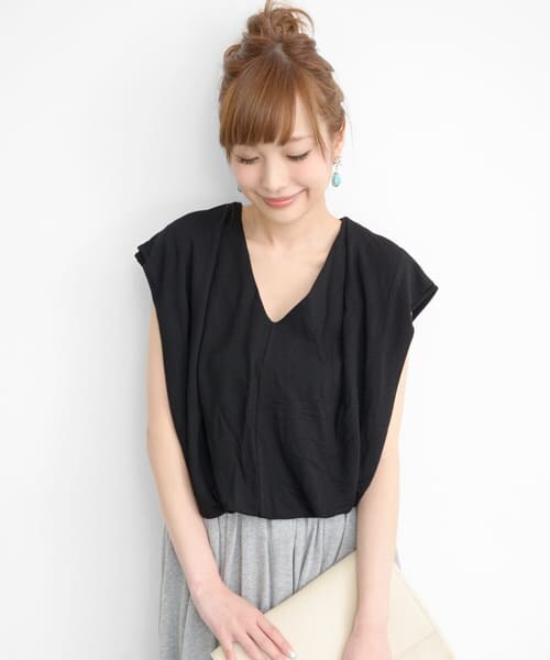 URBAN RESEARCH ROSSO（アーバンリサーチロッソ）の「VネックTOPS Set タックPANTS（サロペット/オーバーオール・レディース・ROYAL BLUE/GRAY/BLACK・FREE）」の5枚目の写真