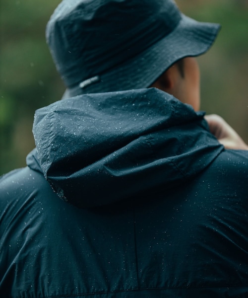 EKAL（エカル）の「『撥水』アクティブライトシェルジャケット（テーラードジャケット・メンズ・BLACK/TURQUOISE・M/L）」の6枚目の写真