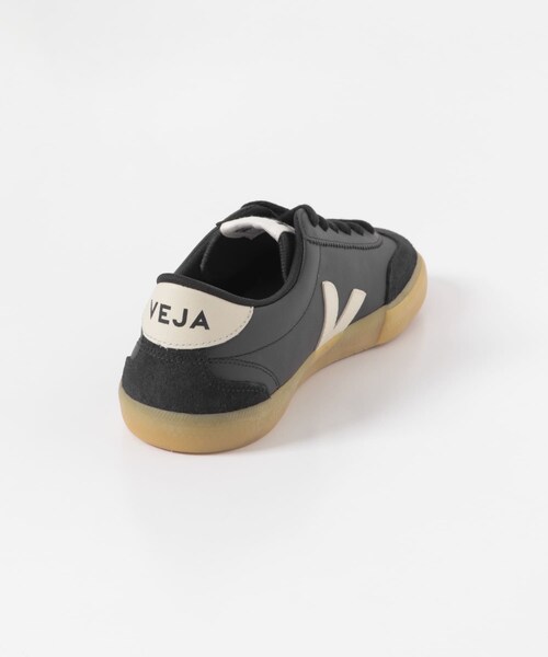 THE GOODLAND MARKET（ザグッドランドマーケット）の「veja　VOLLEY BLACK PIERRE（スニーカー・メンズ・BLACK・41/42/43）」の5枚目の写真