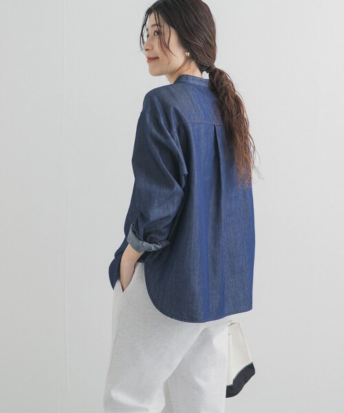URBAN RESEARCH DOORS(アーバンリサーチドアーズ)の「フロントフリルシャツ(シャツ/ブラウス・レディース・NATURAL/INDIGO・Free)」の16枚目の写真