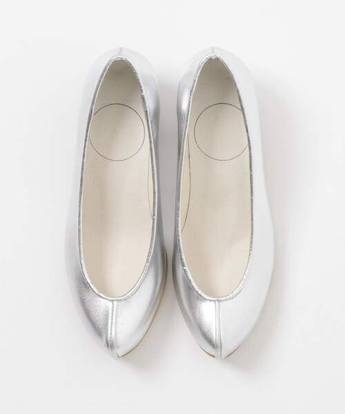 かぐれ（カグレ）の「COSMIC WONDER　fsgw leather folk pumps（パンプス・レディース・white gold/F Silver・23.5/24/24.5）」の5枚目の写真