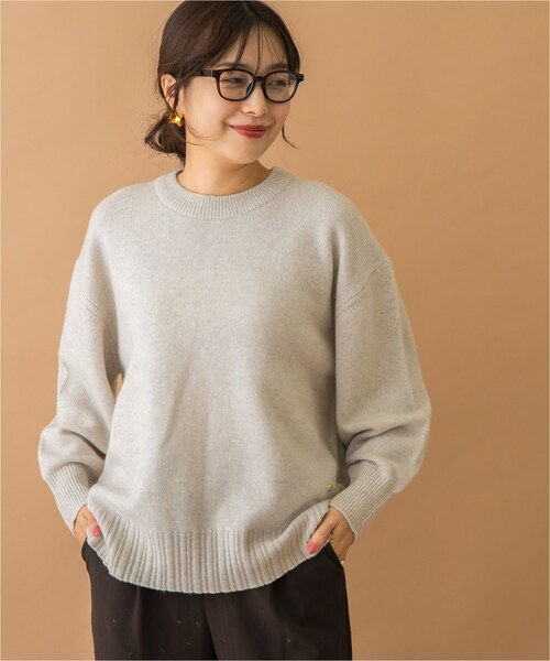 URBAN RESEARCH ROSSO（アーバンリサーチロッソ）の「F by ROSSO　ハミルトンクルーネックニット（ニット/セーター・レディース・L/GREIGE/GRAY/D/CHERRY/BLUE・FREE）」の16枚目の写真