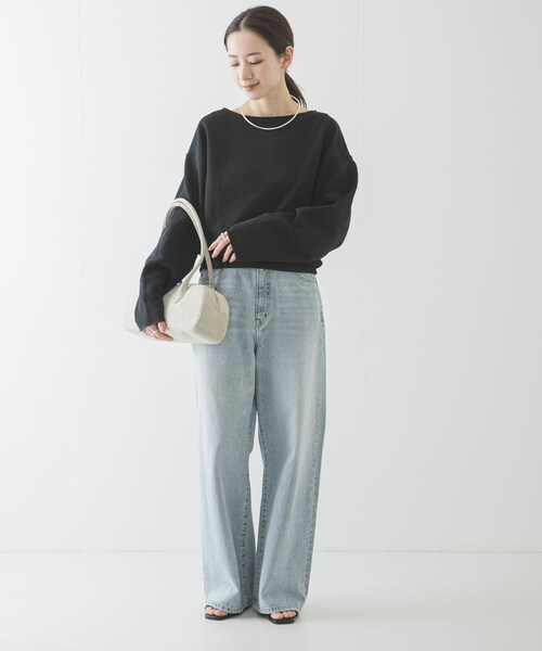 URBAN RESEARCH(アーバンリサーチ)の「カットオフショートスウェット(スウェット・レディース・TOP GRAY/BLACK・Free)」の11枚目の写真
