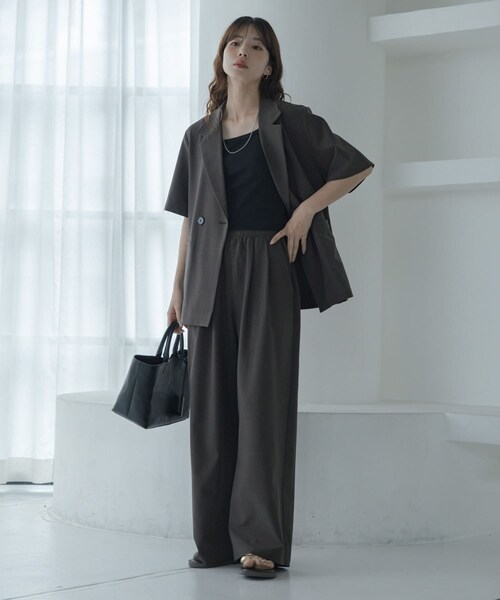 URBAN RESEARCH Sonny Label（アーバンリサーチサニーレーベル）の「ハイスペジャケットパンツセットアップ（セットアップ・レディース・オフ/チャコール・Free）」の18枚目の写真
