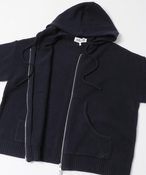 URBAN RESEARCH（アーバンリサーチ）の「BAUM UND PFERDGARTEN　CALLEY（パーカー・レディース・C7050・S）」の4枚目の写真