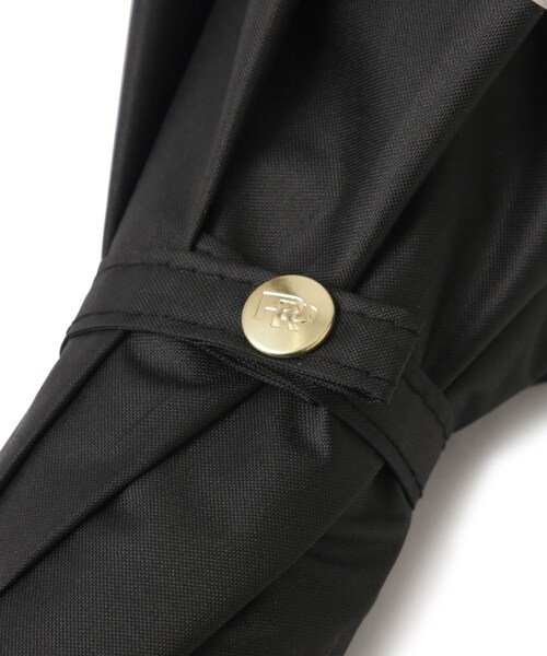 ROPE'（ロペ）の「[晴雨兼用]バンブーハンドルバイカラーパラソル(長傘・日傘)/UV100%カット/完全遮光生地（長傘・レディース・ブラック/キナリ・F）」の9枚目の写真