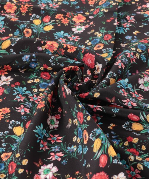 URBAN RESEARCH DOORS（アーバンリサーチドアーズ）の「MEYAME　FLOWER SCARF（バンダナ/スカーフ・レディース・WHITE/BLACK・One）」の11枚目の写真