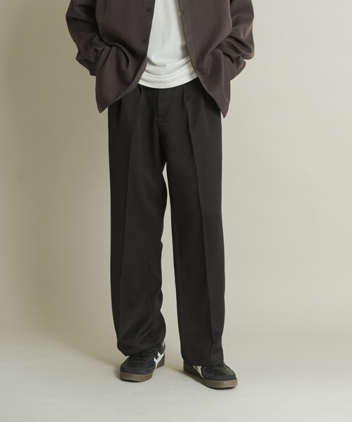 SENSE OF PLACE by URBAN RESEARCH(センスオブプレイスバイアーバンリサーチ)の「ウールライクダブルタックワイドパンツ(その他パンツ・メンズ・BLACK/CHARCOAL/GREIGE/D.NAVY・S/M/L)」の7枚目の写真