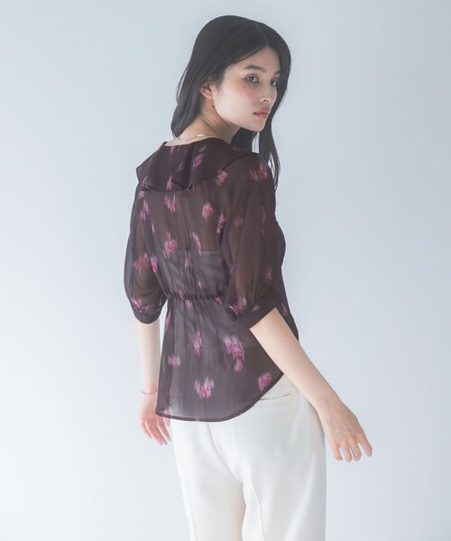 URBAN RESEARCH ROSSO（アーバンリサーチロッソ）の「ダークプリントフリルブラウス（シャツ/ブラウス・レディース・BROWN/BLACK・Free）」の17枚目の写真
