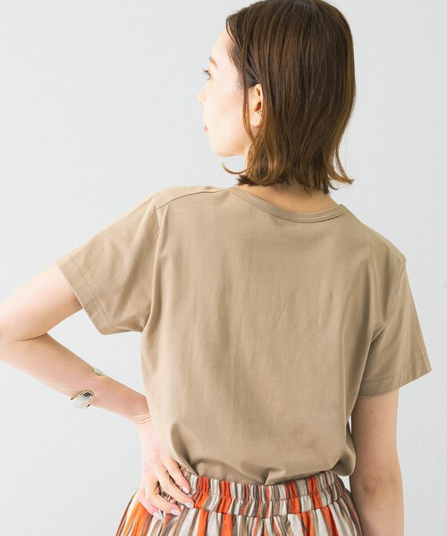 URBAN RESEARCH ROSSO（アーバンリサーチロッソ）の「GICIPI　MARMO（Tシャツ/カットソー・レディース・BIANCO/DESERTO/GIRASOLE・-）」の17枚目の写真