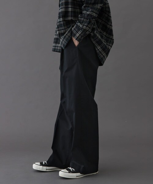 URBAN RESEARCH DOORS（アーバンリサーチドアーズ）の「FORK&SPOON　イージーチノパンツ（チノパンツ・レディース・BLACK/BEIGE・1/2）」の7枚目の写真