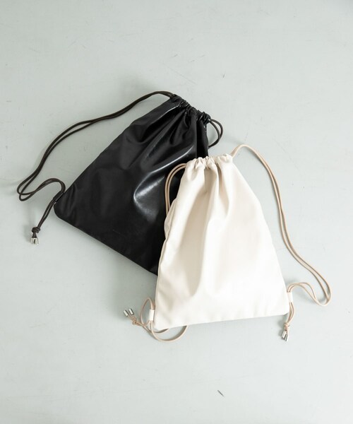 URBAN RESEARCH Sonny Label（アーバンリサーチサニーレーベル）の「エンボスロゴナップサック（バックパック/リュック・レディース・ブラック/アイボリー・one）」の8枚目の写真