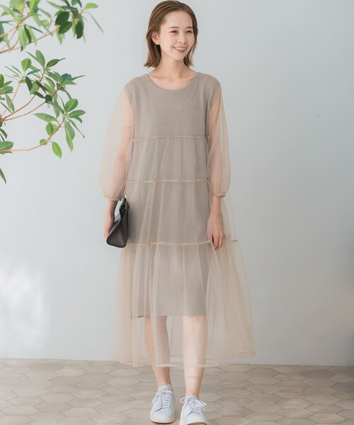 URBAN RESEARCH ROSSO（アーバンリサーチロッソ）の「TORRAZZO DONNA　ニット×オーガンジーリバーシブルワンピース（ワンピース・レディース・BEIGE/BLACK・FREE）」の3枚目の写真