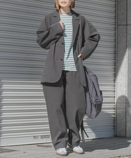 URBAN RESEARCH DOORS（アーバンリサーチドアーズ）の「FORK&SPOON　ビッグジャケット（テーラードジャケット・レディース・CHARCOAL/BEIGE・1）」の9枚目の写真