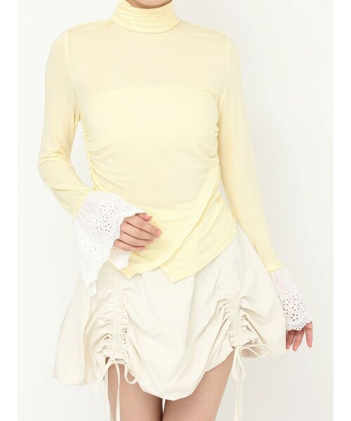 CALNAMUR（カルナムール）の「レーヨンハイネックドッキングトップス（Tシャツ/カットソー・レディース・ブラック/イエロー・F）」の4枚目の写真