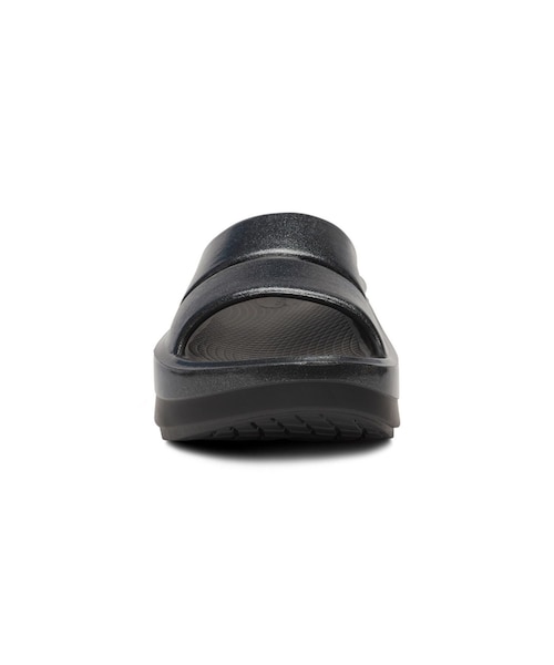 ROPE' PICNIC(ロペピクニック)の「【J'aDoRe限定】【OOFOS/ウーフォス】OOmega OOahh Luxe(サンダル・レディース・ブラック/ブラック系・23.0/24.0)」の11枚目の写真