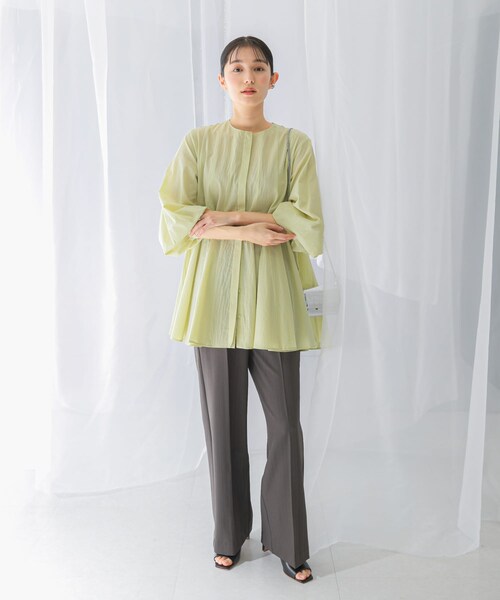 URBAN RESEARCH ROSSO（アーバンリサーチロッソ）の「ボリュームフレアートップス（シャツ/ブラウス・レディース・off/green・FREE）」の17枚目の写真