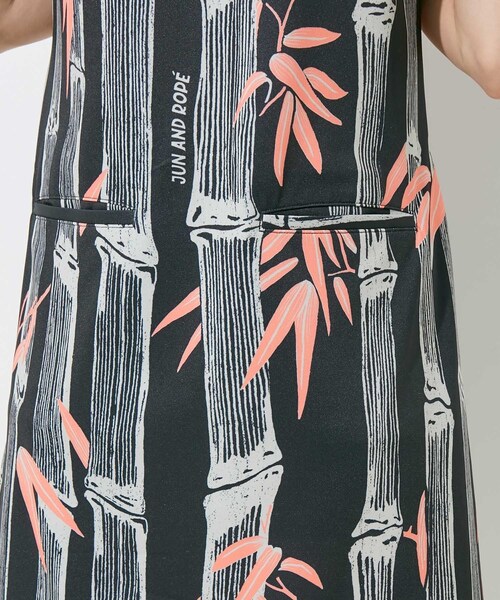 ROPE'（ロペ）の「【UV】【吸水速乾】バンブー柄プリントノースリーブワンピース（ワンピース・レディース・ブラック/ブルー・L/M/S）」の21枚目の写真