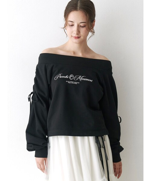 CALNAMUR（カルナムール）の「2WAY オフショルリボンスウェットプルオーバー（スウェット・レディース・ブラック/レッド/ブラウン・F）」の6枚目の写真