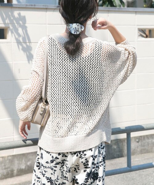 ITEMS URBANRESEARCH（アイテムズ アーバンリサーチ）の「メッシュジップニットカーディガン（ニット/セーター・レディース・BRN/GREGE/BLK・FREE）」の14枚目の写真